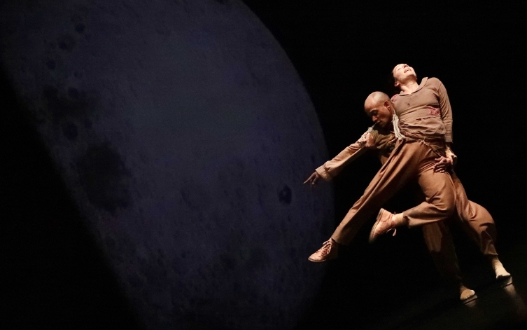 Faraëkoto : un conte dansé mettant à l'honneur le break