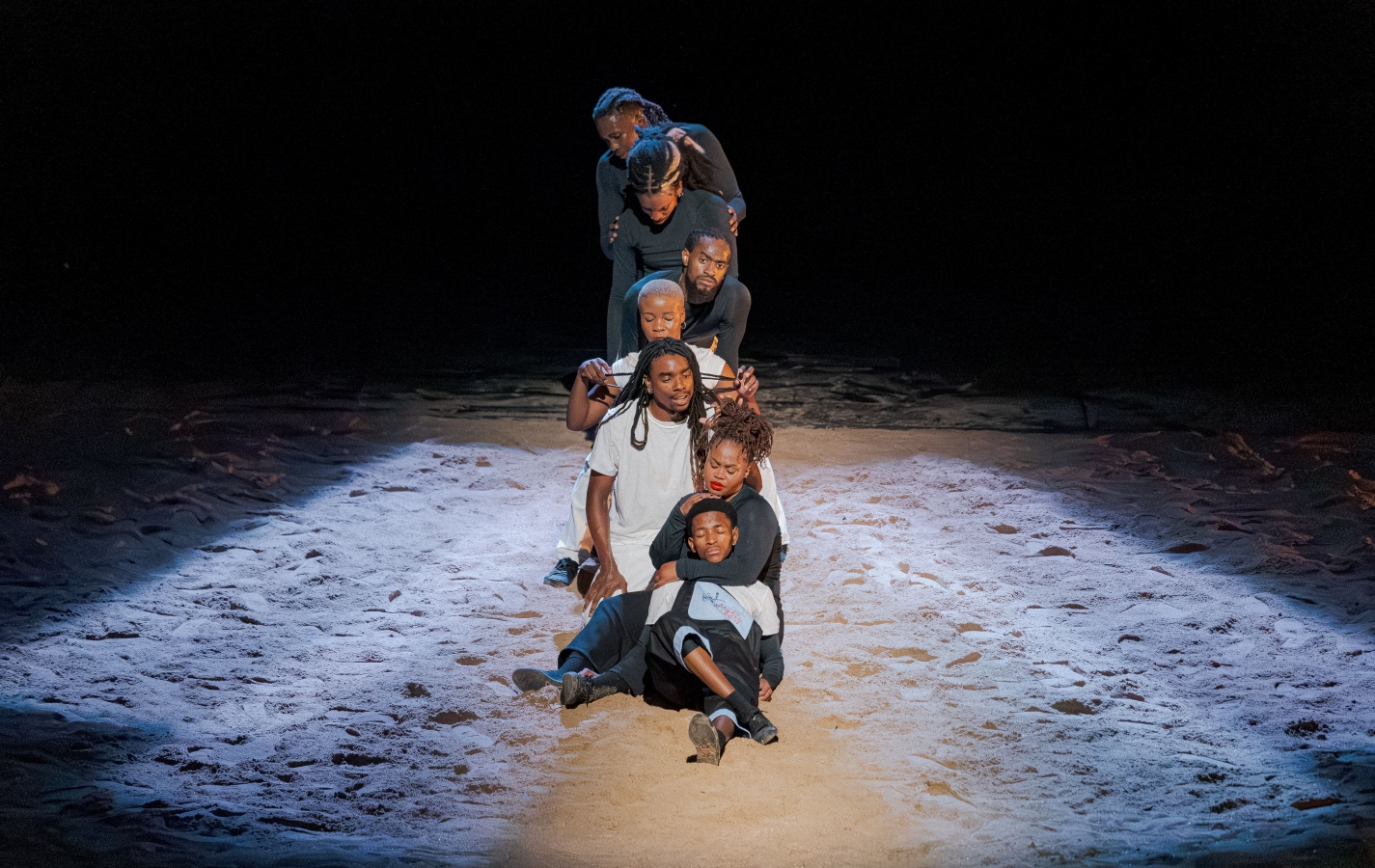 tamUjUntU [scolaire]