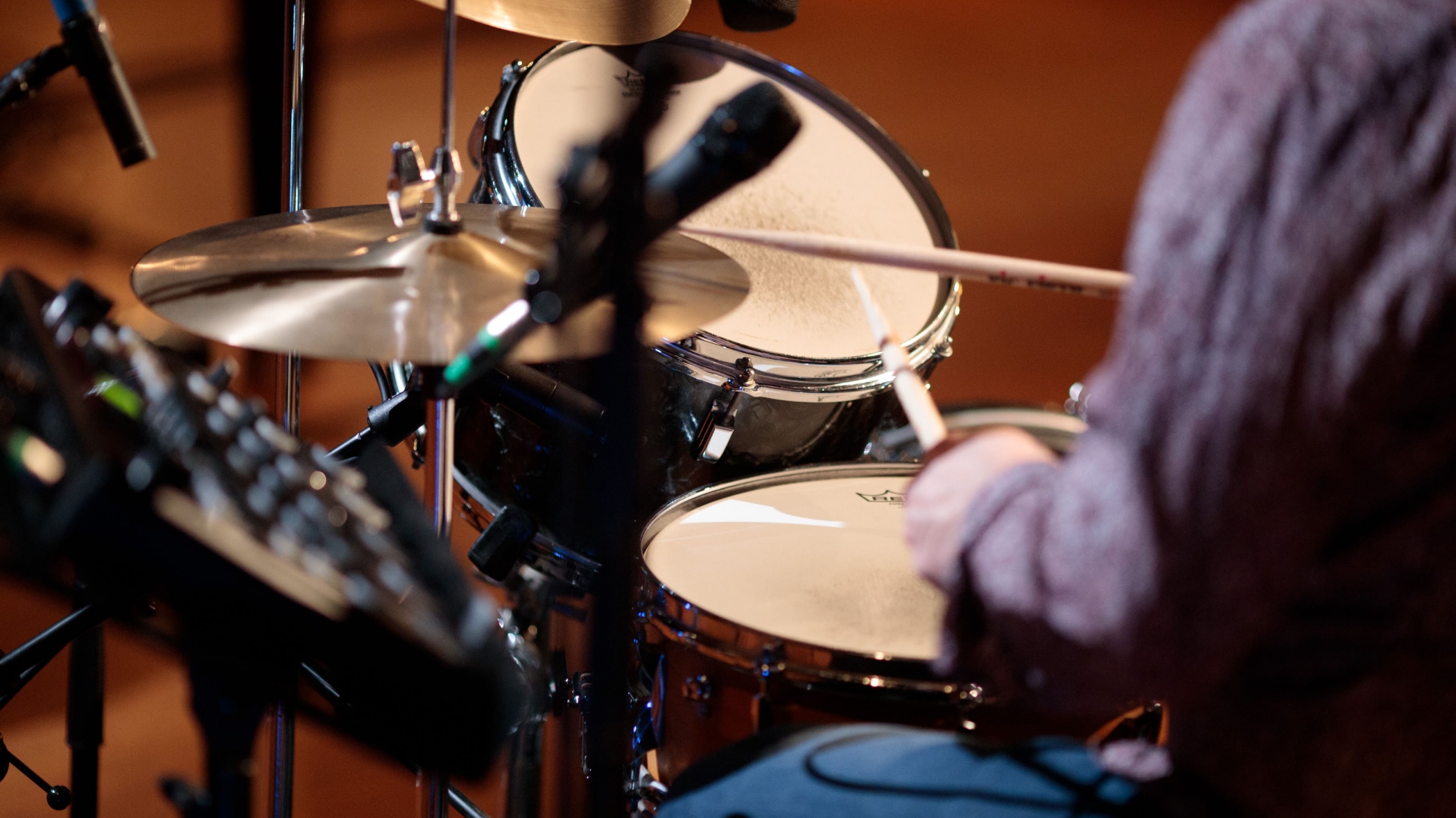 Ça enregistre au studio avec Perrine Mansuy et Jean-Luc Difraya