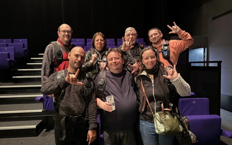 Première soirée avec les gilets vibrants au Théâtre Durance