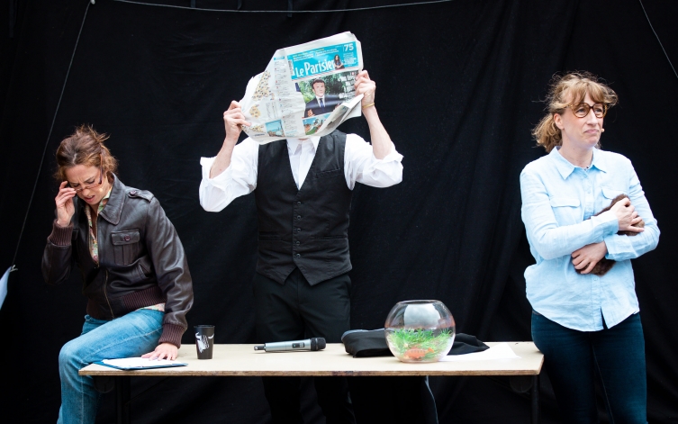 Madame, Monsieur, Bonsoir !