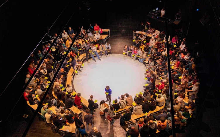 C'est pas parce qu'on a rien à dire qu'il faut fermer sa gueule