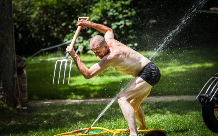 Entre serre et jardin