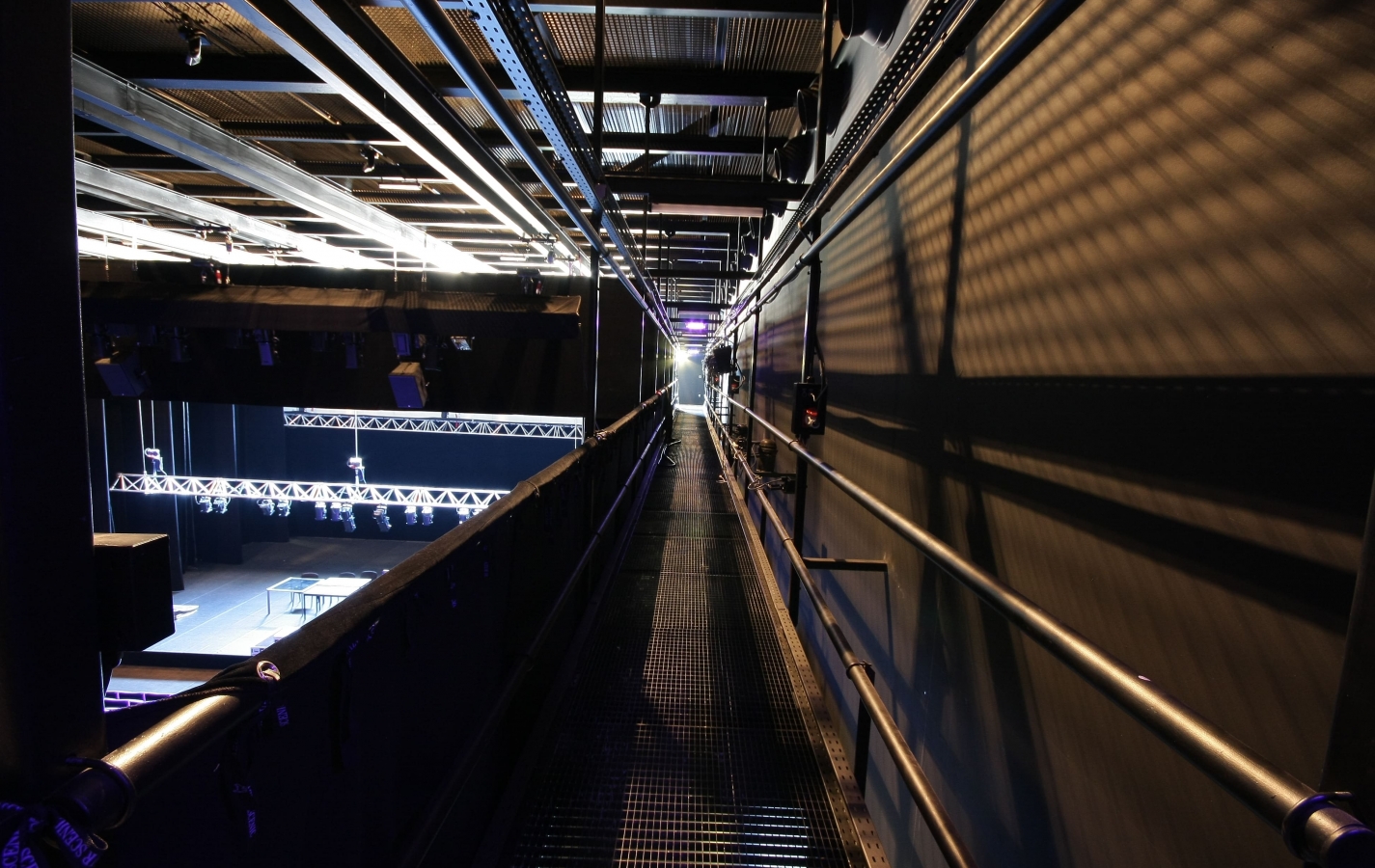 visite guidée sensorielle du Théâtre Durance