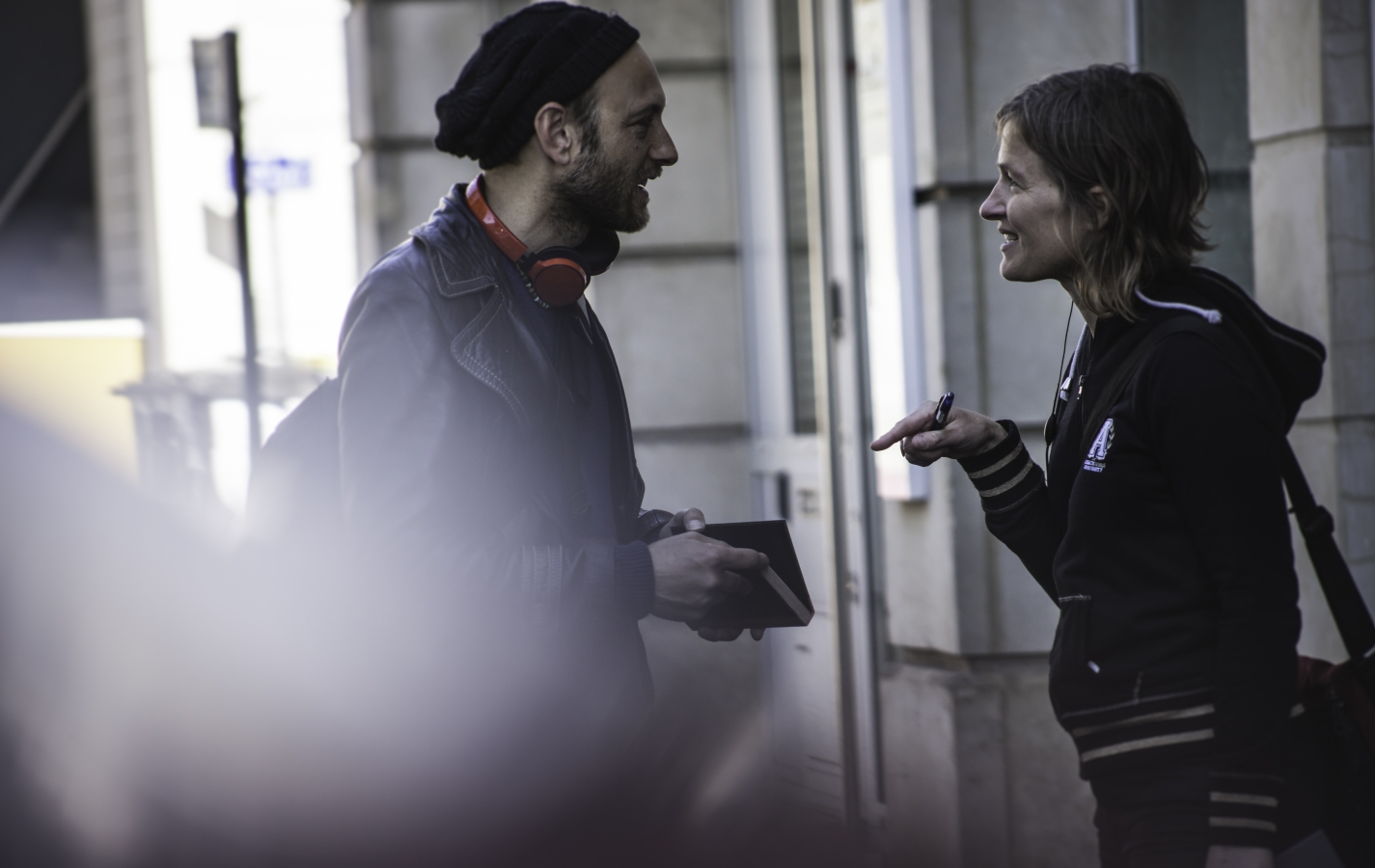 Prendre un café avec Karin Holmström et Dion Doulis