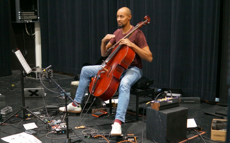 En résidence avec Olivier Koundouno et son équipe